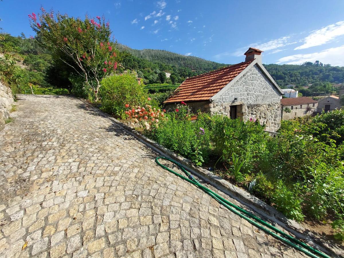 Castelo Dos Sonhos 호텔 Valadares  외부 사진